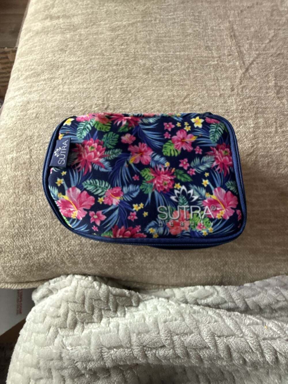 Sutra Beauty Travel Size Hair Dryer with Tropical Floral Carrying Case